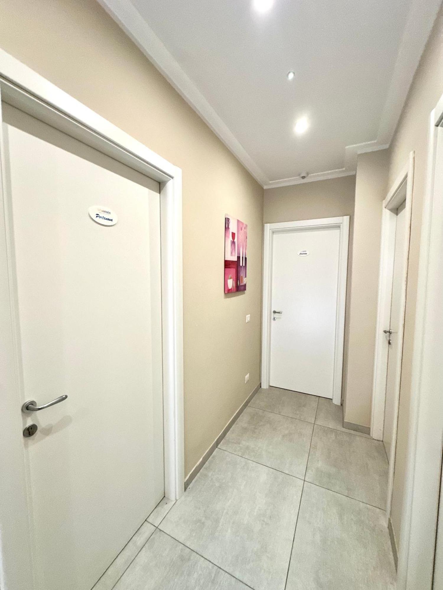 Tuttoincentro Bed & Breakfast Salerno Exterior photo
